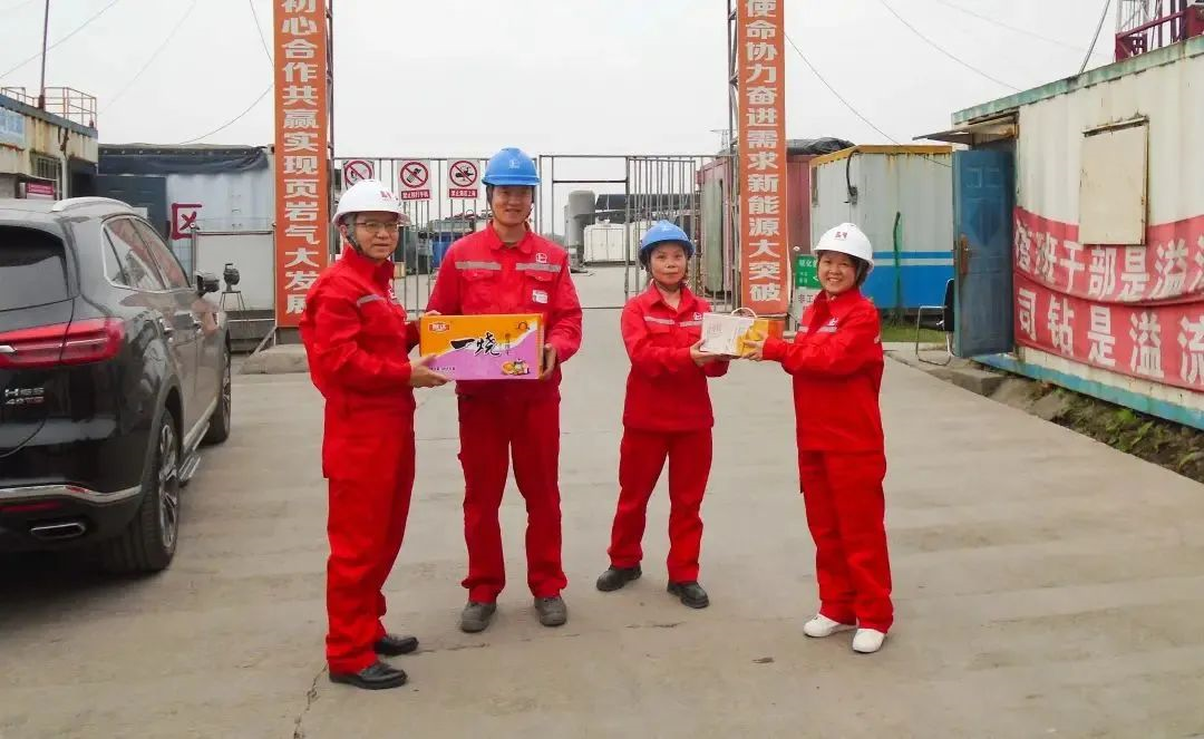 情系員工到一線，傳遞關(guān)懷暖人心(圖1)