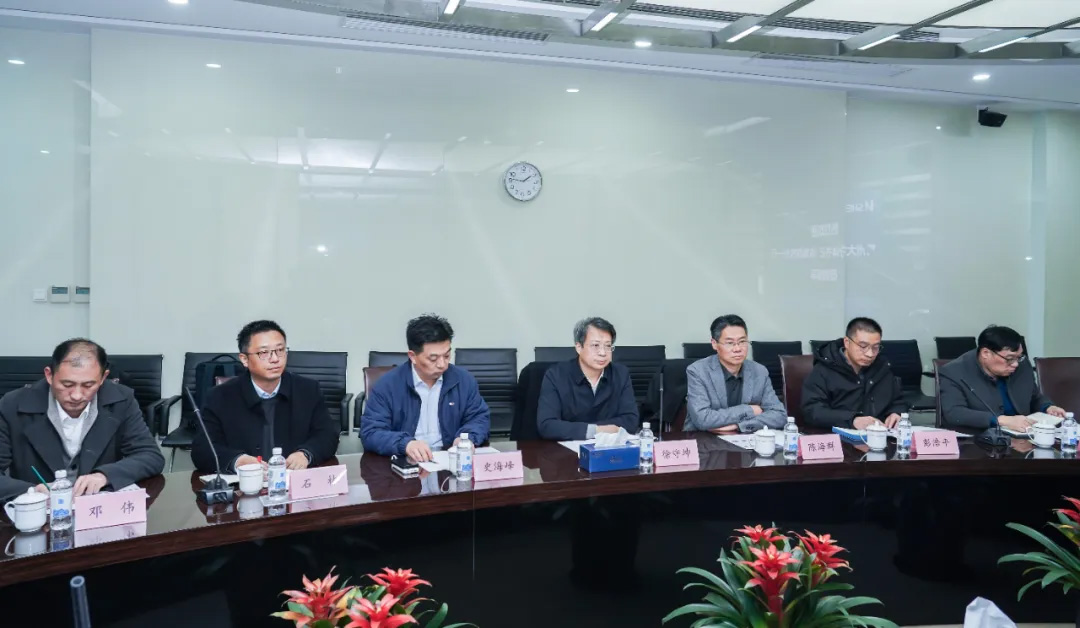 常州大學(xué)徐守坤書記、陳海群校長一行蒞臨神開參觀考察(圖5)